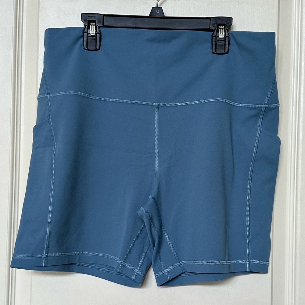 Lululemon Align Shorts with pockets 6” Utility Blue Size 14